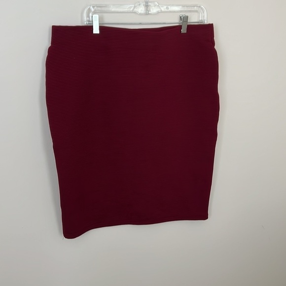 JULES & Leopold l Red Skirt - Picture 3 of 5